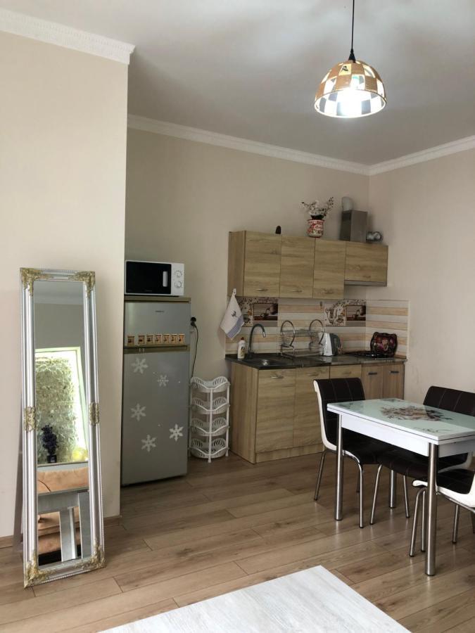 Appartement Papillon à Chakvi Extérieur photo